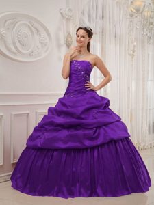 Eggplant Purple Strapless 2013 Quinceanera Dresses with Beadings and Pick-ups