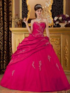 Sweetheart Taffeta Pretty Appliqued 2013 Quince Gown in Hot Pink