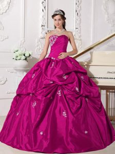 Elegant Sweetheart Taffeta Quinceanera Gown Dress with Beading