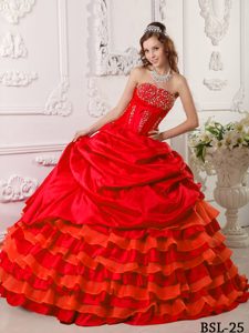 Red Strapless Sweet Sixteen Quinceanera Dresses with Beading in Taffeta