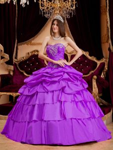 Purple Sweetheart Quince Dresses with Appliques in Taffeta on Promotion