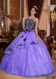 Wholesale Price Purple Strapless Organza Embroidery Quinceanera Gowns