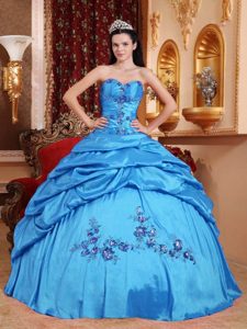 Blue Sweetheart Taffeta Quinceanera Dress with Appliques on Wholesale Price