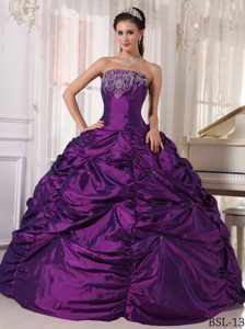 Low Price Purple Strapless Embroidery Dresses for Quinceanera in Taffeta