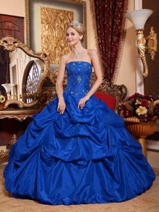 Royal Blue Strapless Sweet Sixteen Dresses with Pick-ups and Beadings in Taffeta