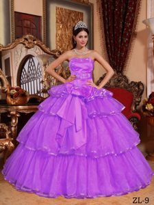 Wholesale Price Purple Strapless Organza Quinceaneras Dress with Ruffles