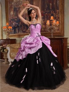 Pink and Black Quinceanera Dresses with Hand Flowers in Tulle and Taffeta