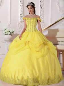 Yellow Taffeta and Organza Quince Dress with Appliques and Handle Flower