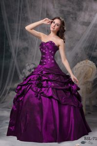 Charming Appliqued Lace-up Beaded Dress for Quince with Pick-ups