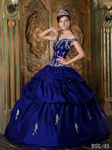 Off-the-shoulder Taffeta Fabulous Quinceanera Gown Dress in Royal Blue