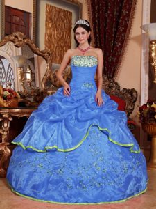 Strapless Blue Organza Gorgeous Spring Sweet 16 Dress with Appliques