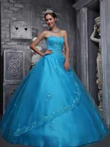 Aqua Blue Sweetheart Ball Gown Organza Quinceanera Dress with Appliques for Less