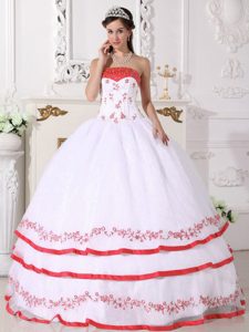Strapless Organza Beaded and Embroidery Quinceanera Dresses in White