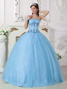 Light Blue Ball Gown Sweetheart Beaded Quince Dresses in Tulle and Taffeta
