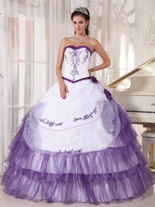 White and Lavender Sweetheart Organza Layered Quinceanera Dress with Embroidery