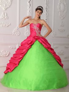 Green and Red Sweetheart Quinceanera Dress with Ruches and White Appliques