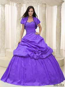 Chic Beaded Sweetheart Taffeta Purple Quinceanera Dress with Pick-ups and Jacket