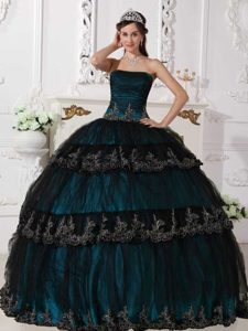 Navy Blue Strapless Floor-length Tulle Quinceanera Dress with Layers and Appliques