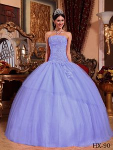 Beautiful Lilac Strapless Floor-length Tulle Quinceanera Dress with Appliques on Sale