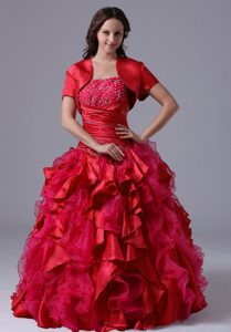 Red Ruffled Lace-up Impressive Quinceanera Gown Dresses with Ruches