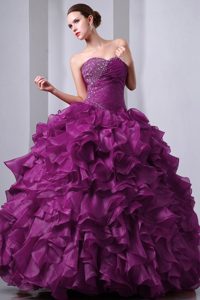 Eggplant Purple Beaded Organza Exquisite Sweet 15 Dresses with Ruffles