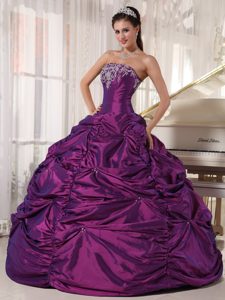 2013 Strapless Taffeta Embroidery Purple Sweet Sixteen Quinceanera Dresses