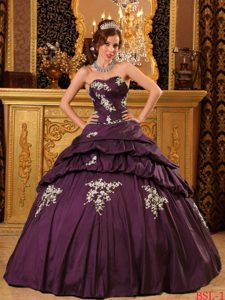 Dark Purple Ball Gown Sweetheart Beading and Appliques Quince Dresses