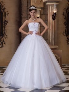 White Ball Gown Strapless Satin and Tulle Embroidery Quinceanera Dresses