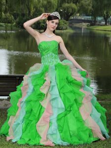 Sweet Appliqued Colorful Quinceanera Gown Dress 2015 with Ruffles