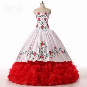 White and Red Organza Lace Up Sweetheart Sleeveless Floor Length Quinceanera Dresses Embroidery and Ruffled Layers