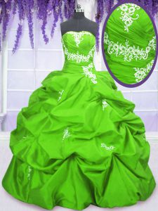 Strapless Neckline Appliques and Pick Ups Quinceanera Dresses Sleeveless Lace Up