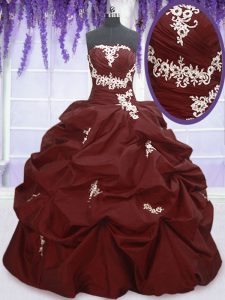 Burgundy Lace Up Ball Gown Prom Dress Appliques and Pick Ups Sleeveless Floor Length