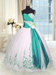 Eye-catching White Ball Gowns Embroidery and Sashes ribbons 15th Birthday Dress Lace Up Organza Sleeveless Floor Length