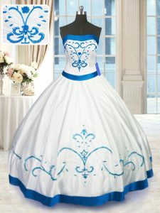 Super White Satin Lace Up Strapless Sleeveless Floor Length 15 Quinceanera Dress Beading and Embroidery