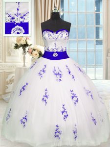 Inexpensive White Ball Gowns Tulle Sweetheart Sleeveless Embroidery and Belt Floor Length Lace Up Quinceanera Dress