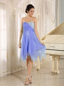 Fashionable Lilac Sweetheart Zipper-up Short Dama Dress with Beading