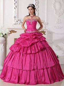Hot Pink Sweetheart Taffeta Quinceanera Gowns with Beading and Ruching