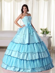 Popular Taffeta Baby Blue Ball Gown Beaded Strapless Dresses for Quince