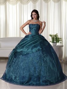 2013Ball Gown Strapless Tulle Beaded Quinceanera Dresses in Teal for Spring