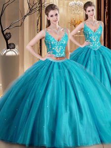 Graceful Spaghetti Straps Sleeveless Tulle Quinceanera Dresses Beading and Lace and Appliques Lace Up