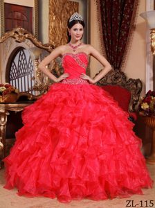 Sweetheart Red Popular Sweet Sixteen Quinceanera Dresses with Beading