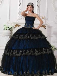 Best Ruched Strapless Navy Blue Tulle Quinceanera Gown with Layers and Appliques