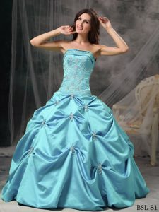 Modest Baby Blue Strapless Taffeta Quinceanera Dresses with Pick-ups and Appliques