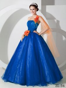 One-shoulder Royal Blue Organza Quinceanera Dresses with Orange Flowers on Sale