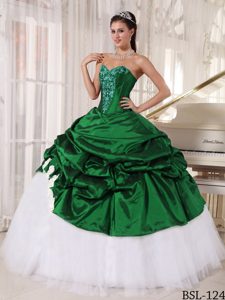 Hunter Green and White Sweetheart Quinceanera Dress with Pick-ups and Appliques