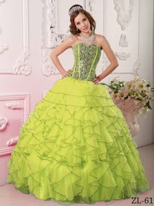 Yellow Green Sweetheart Ball Gown Organza Ruffled Quinceanera Dress with Beading