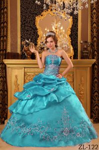 Discount Beading Taffeta Quinceanera Gown with Embroidery and Pick-ups in Teal