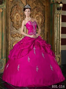 Sweetheart Floor-length Taffeta Quinceaneras Dress with Appliques on Promotion