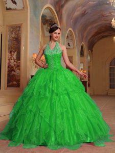 Pretty Spring Green Halter-top Sweet Sixteen Dresses with Beads and Embroidery