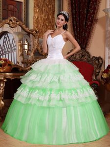 Sweet Spaghetti Straps Quinceanera Gown with Layers in Spring Green and White